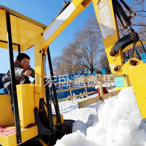 雪地挖掘機